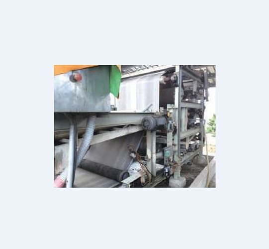 Sludge dewatering machine Manufacturer